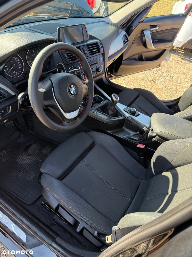 BMW Seria 1 120d Sport Line - 9