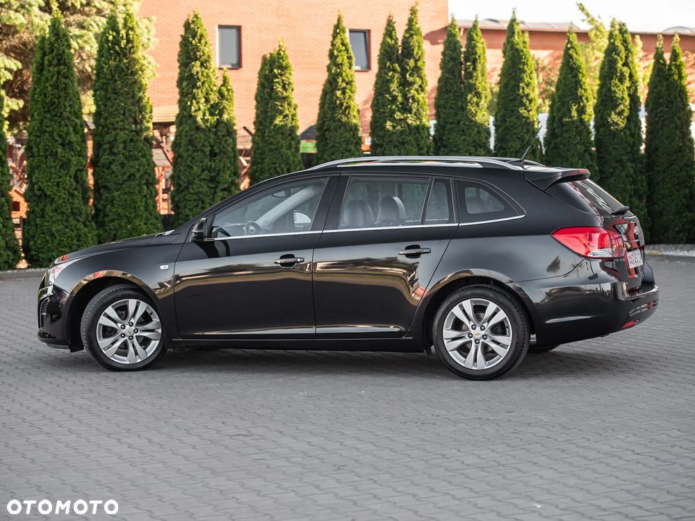 Chevrolet Cruze ver-1-8-ls-klm- - 10