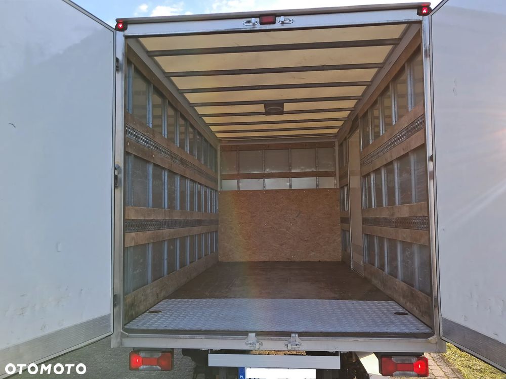 Iveco 50C15 KONTENER + WINDA 8-palet Salon Polska - 20