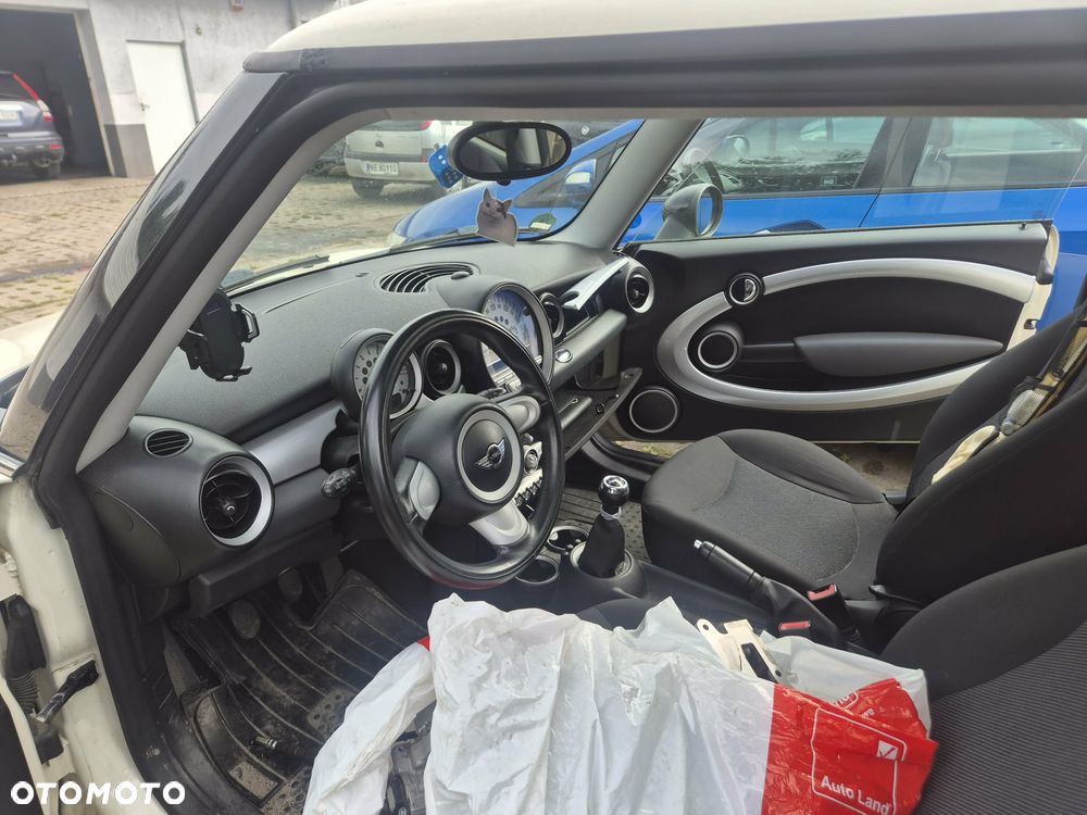 MINI ONE - 7