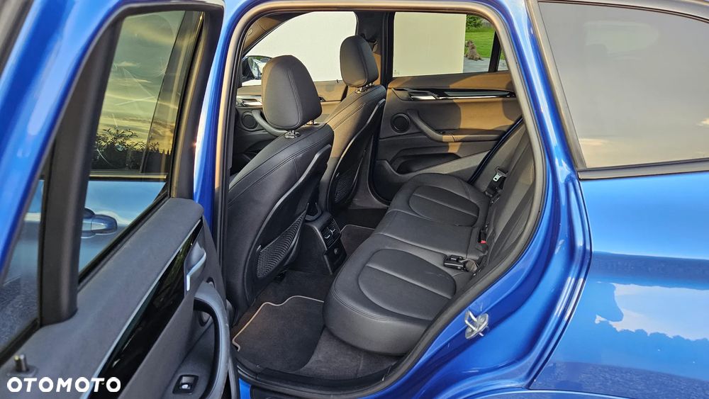 BMW X1 xDrive25i M Sport - 7