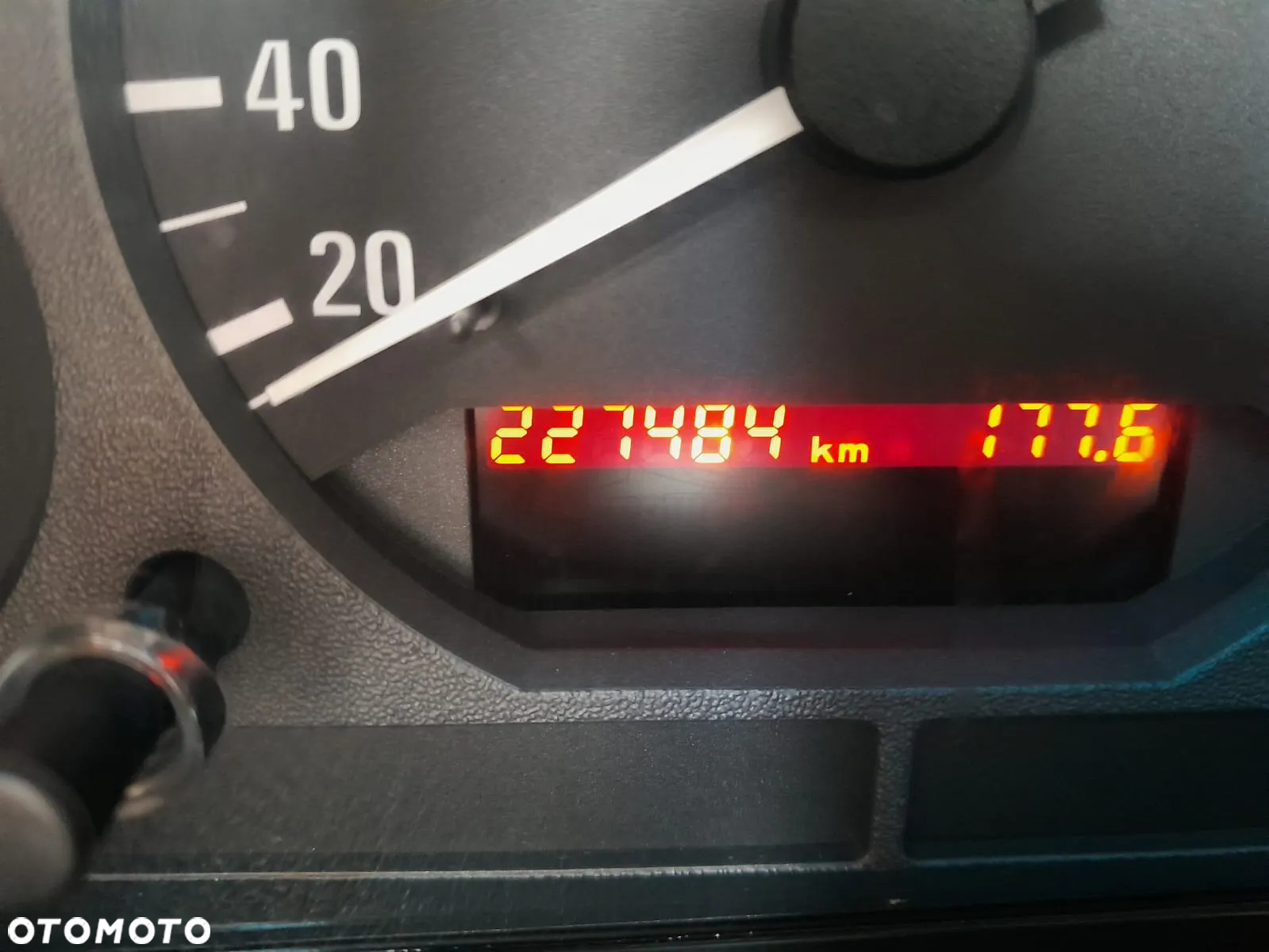 BMW Seria 3 316i - 15