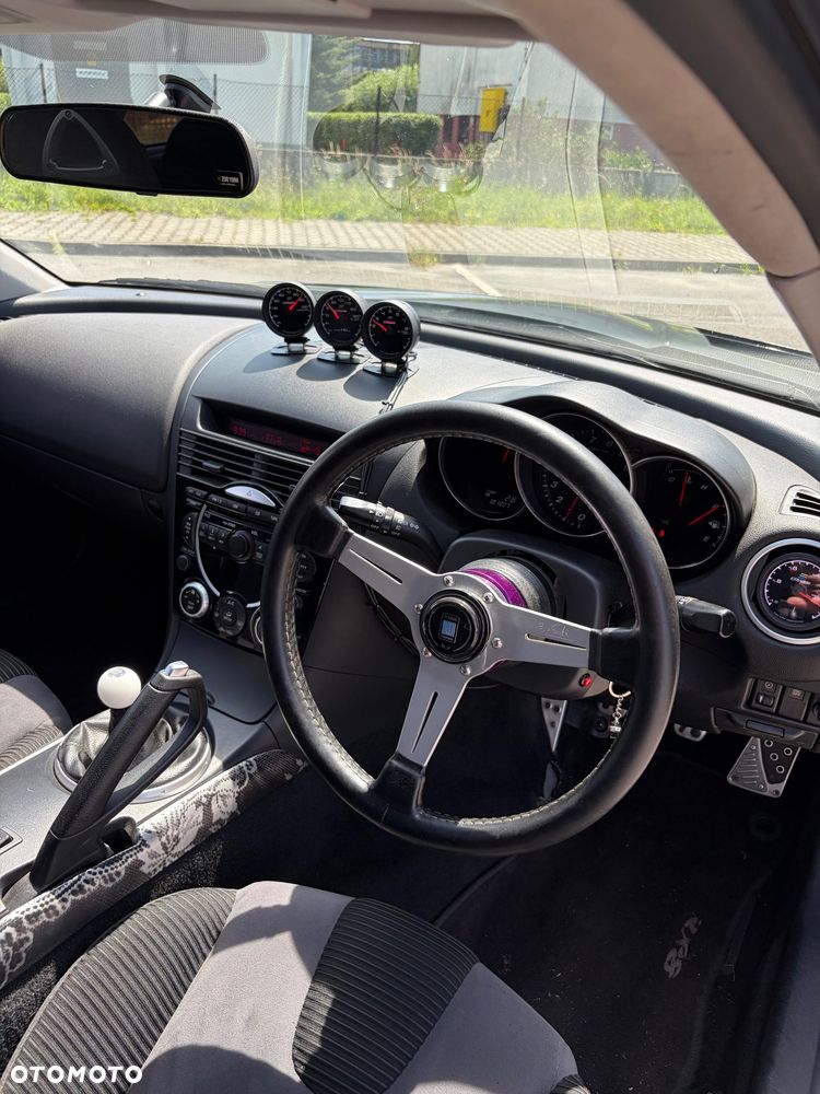 Mazda RX-8 Revolution - 7