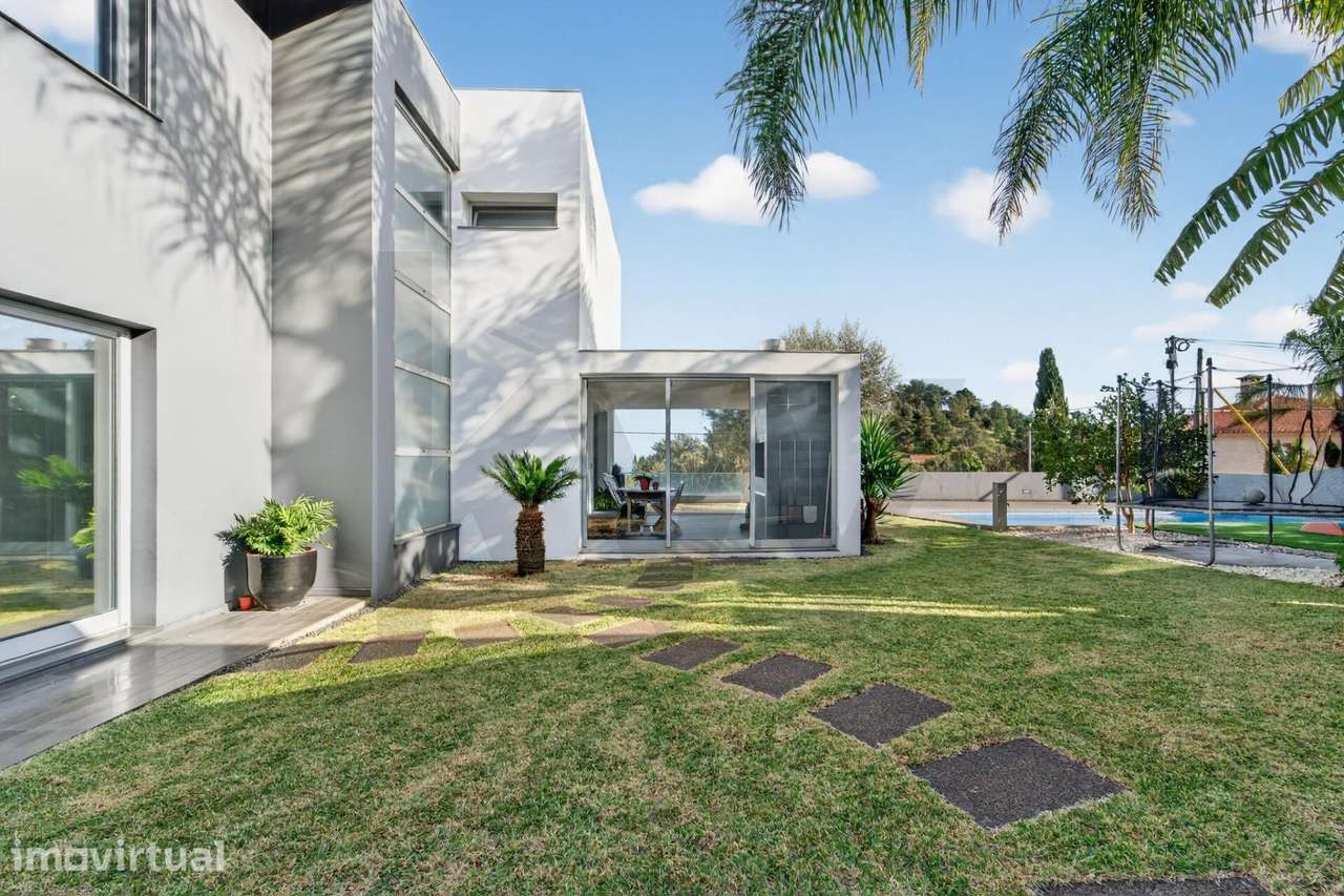 Moradia T3 Contemporânea com Piscina e 805 m2 de Terreno – São Martinh - Grande imagem: 2/60