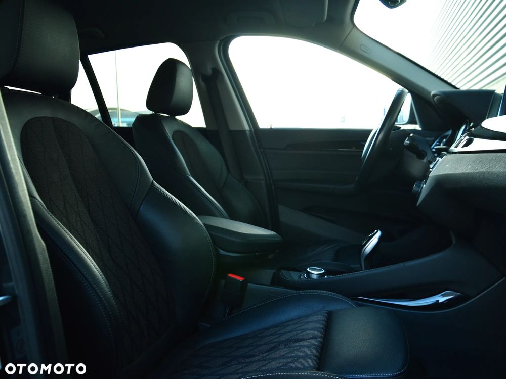 BMW X1 sDrive18i xLine - 16