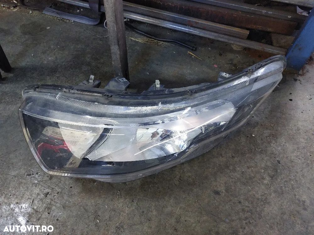 Far stanga Iveco 6 Europa 2015 2016 2017 2018 2019 5801473750 - 1