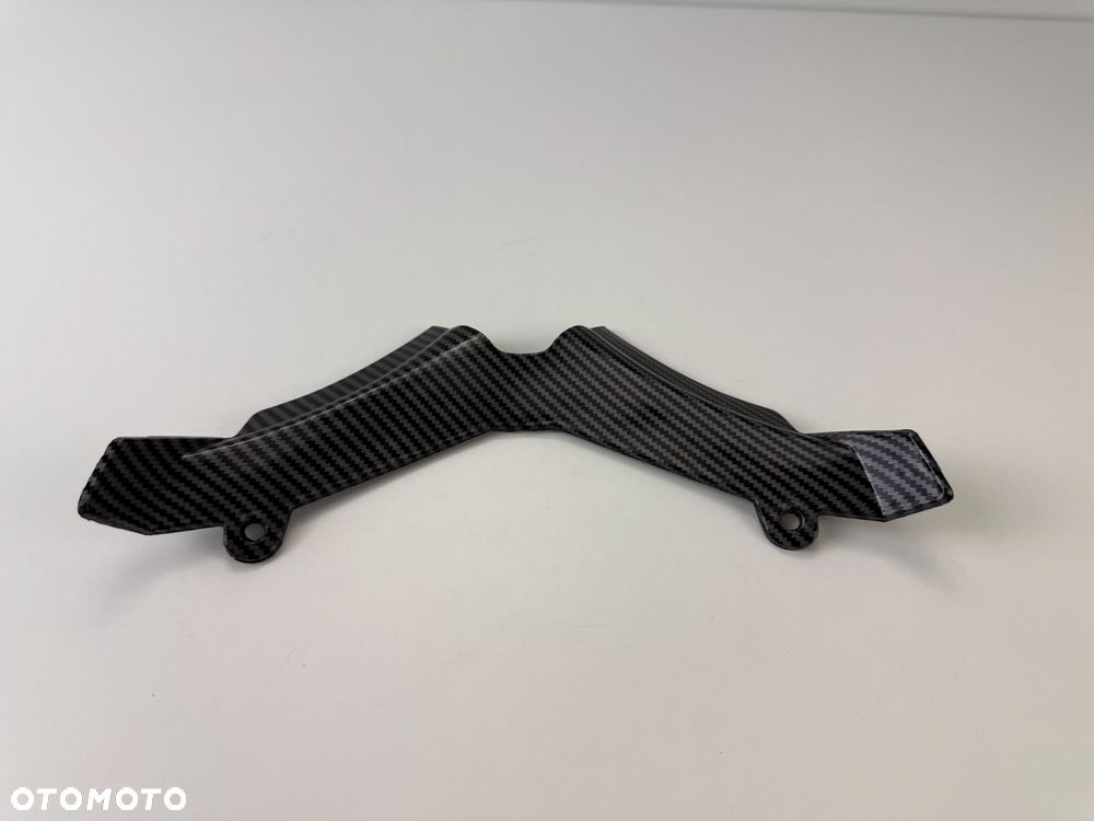 Dolna osłona czaszy Carbon Yamaha MT 125 2020+ - 10