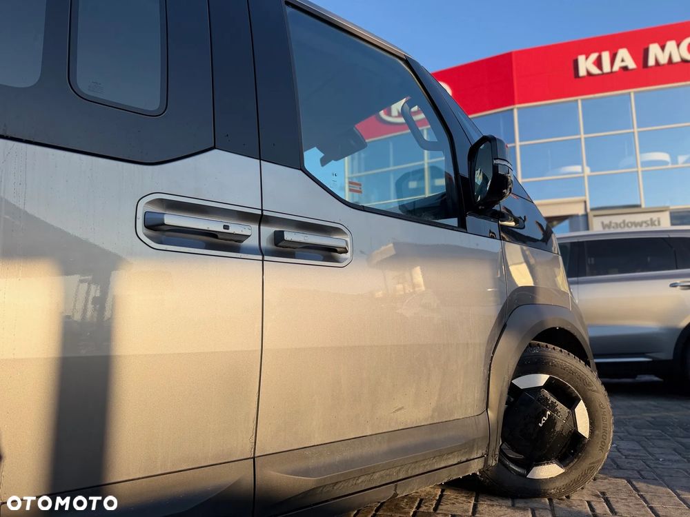 Kia PV5 - 11