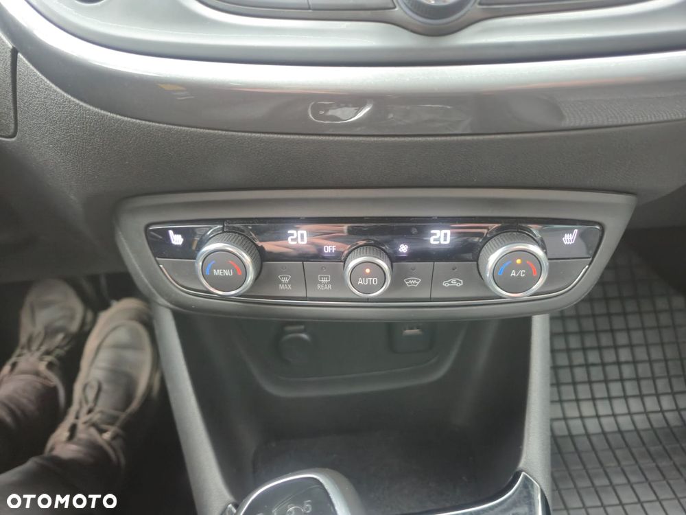 Opel Crossland 1.2 T Elegance - 16