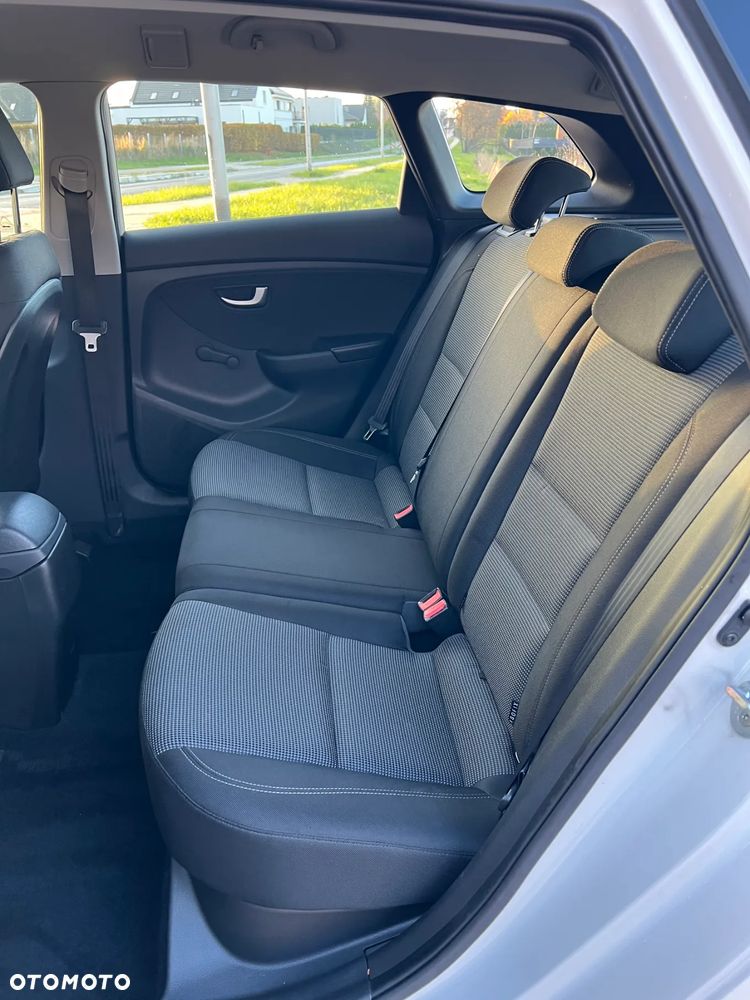 Hyundai i30 1.6 Style - 9