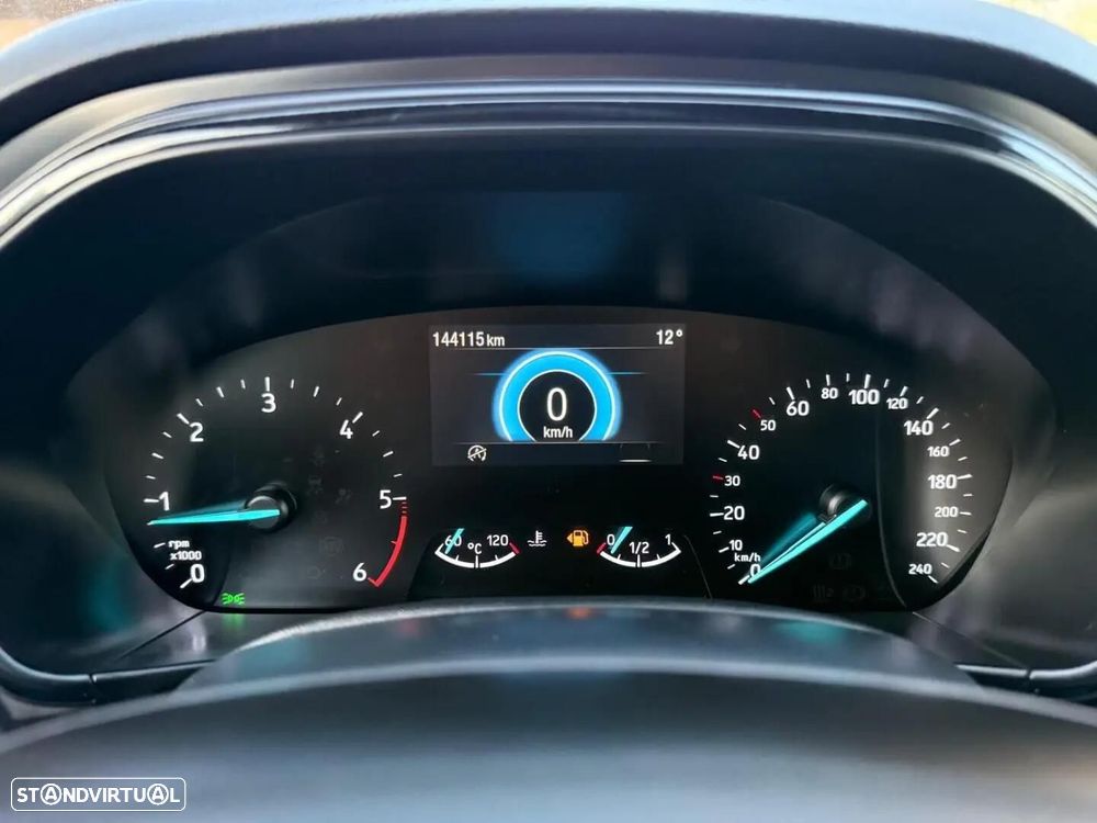 Ford Focus SW - 28