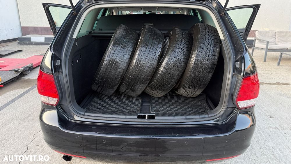 Volkswagen Golf 1.6 TDI DPF DSG BlueMotion Technology Highline - 30