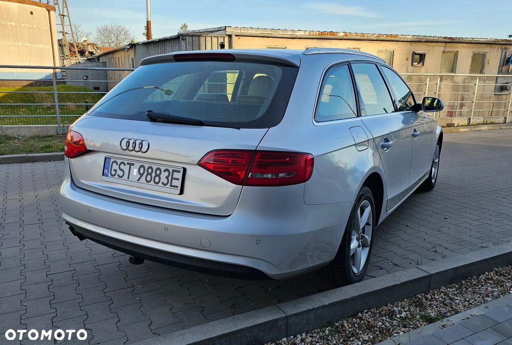 Audi A4 Avant - 5