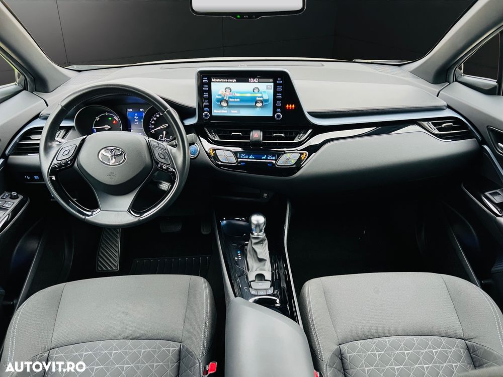 Toyota C-HR 2.0 HSD 184 CP 4x2 CVT C-ult Style bi-tone - 13