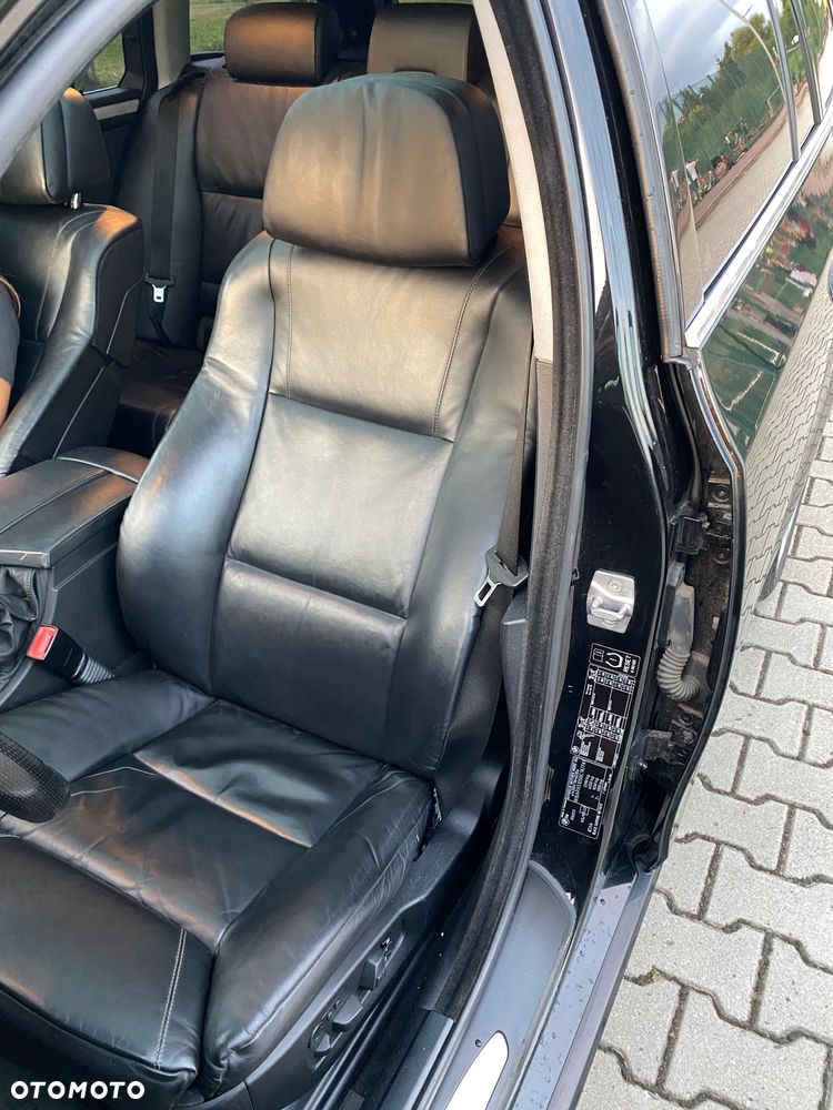 BMW Seria 5 525d Edition Exclusive - 15