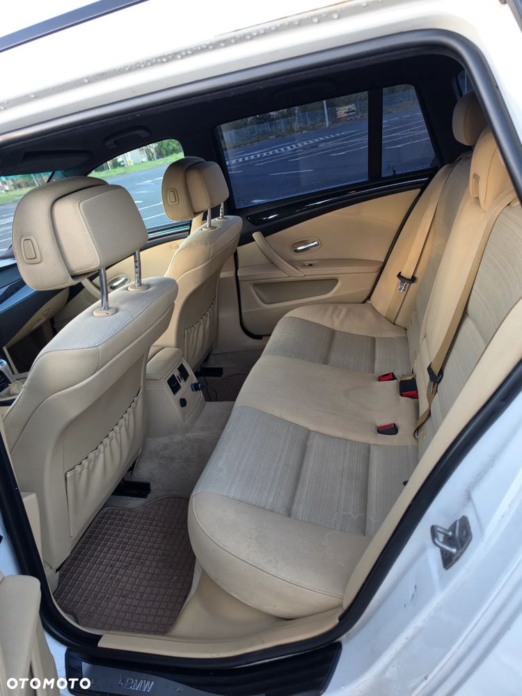 BMW Seria 5 520d - 15