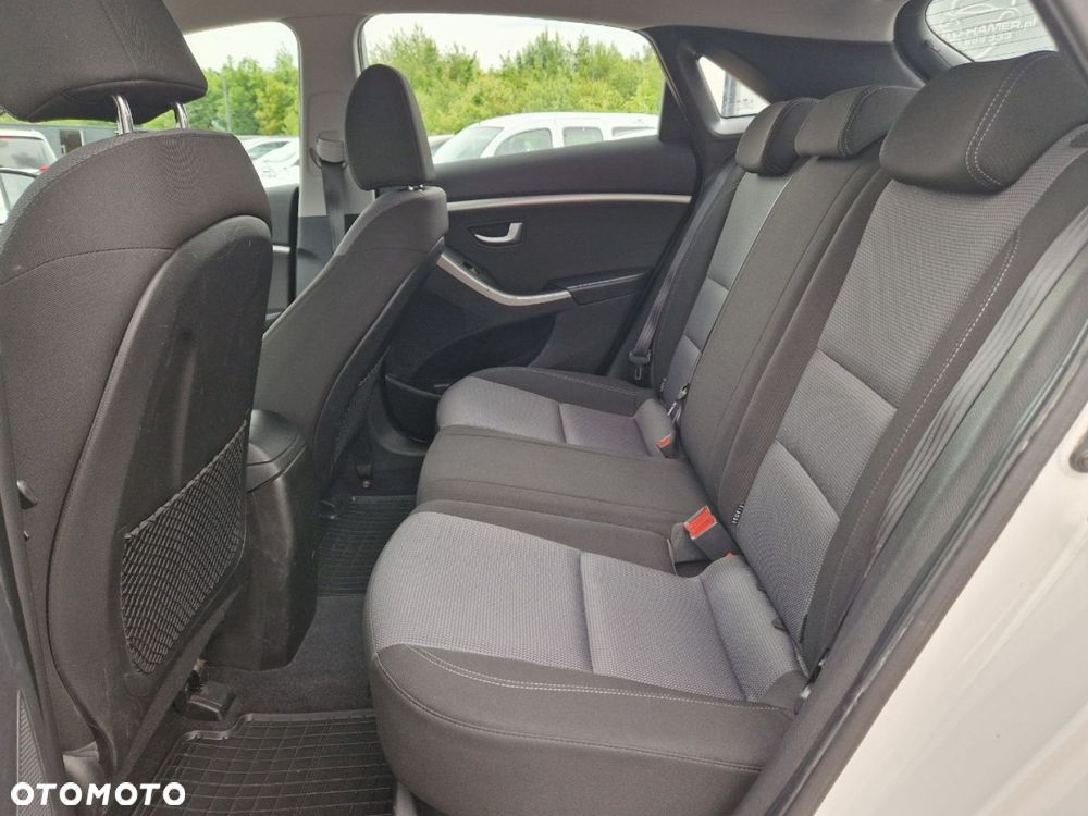 Hyundai i30 1.4 Premium - 8