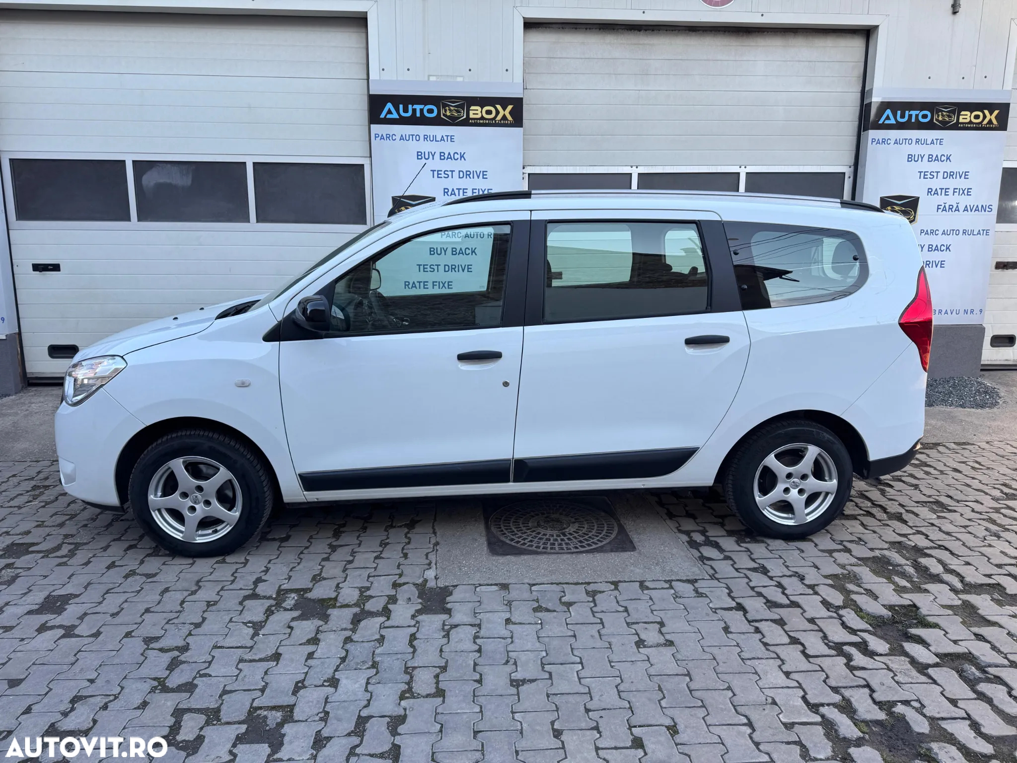 Dacia Lodgy 1.5 Blue dCi Laureate - 4
