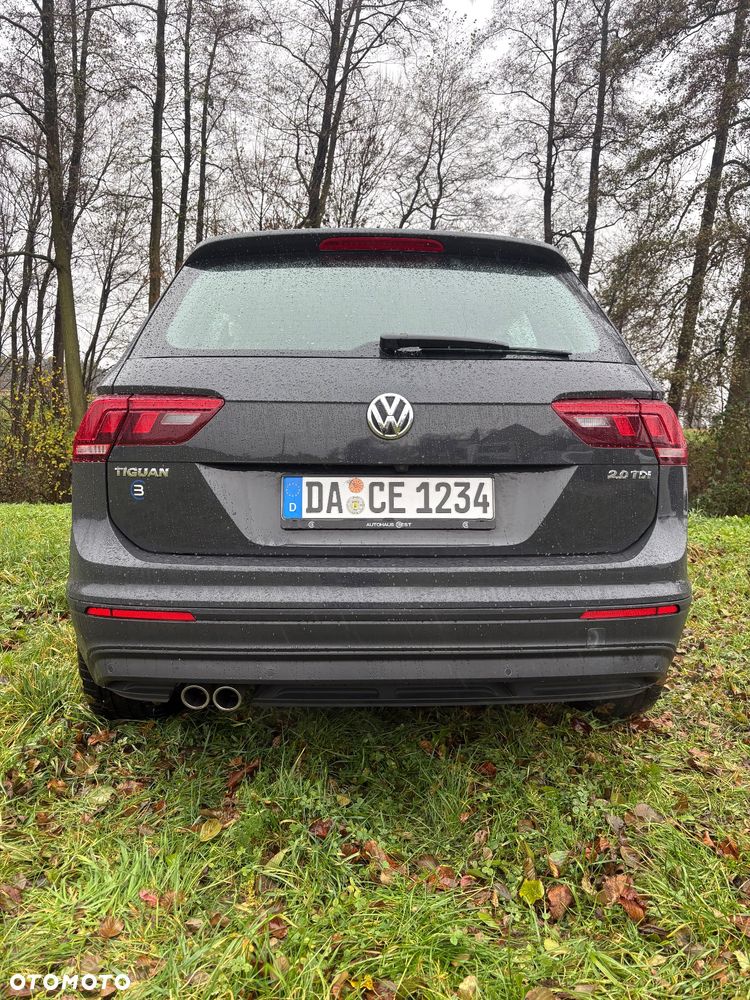 Volkswagen Tiguan - 6
