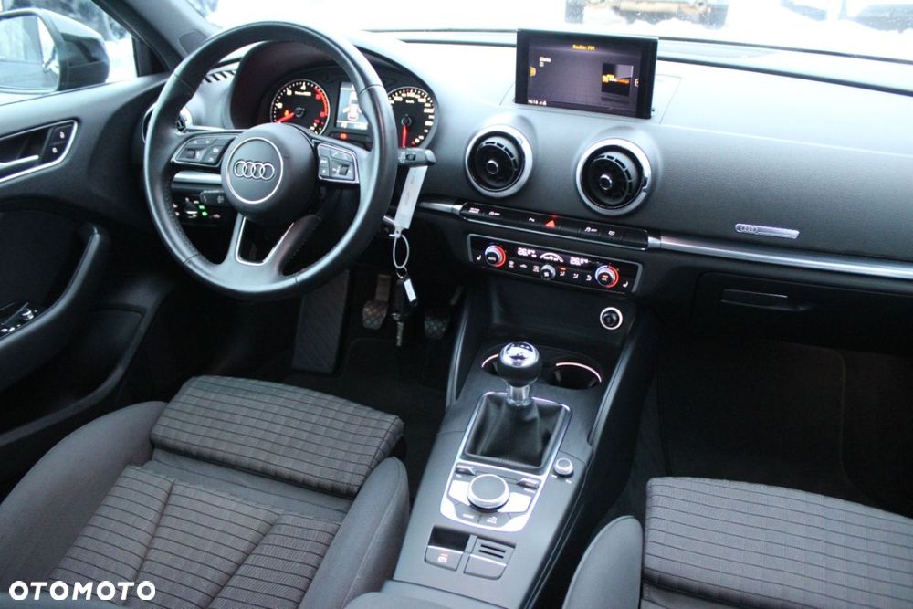 Audi A3 Sportback - 37