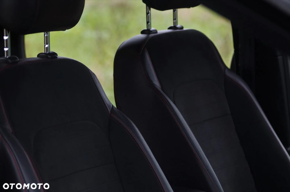 Ford Kuga - 25