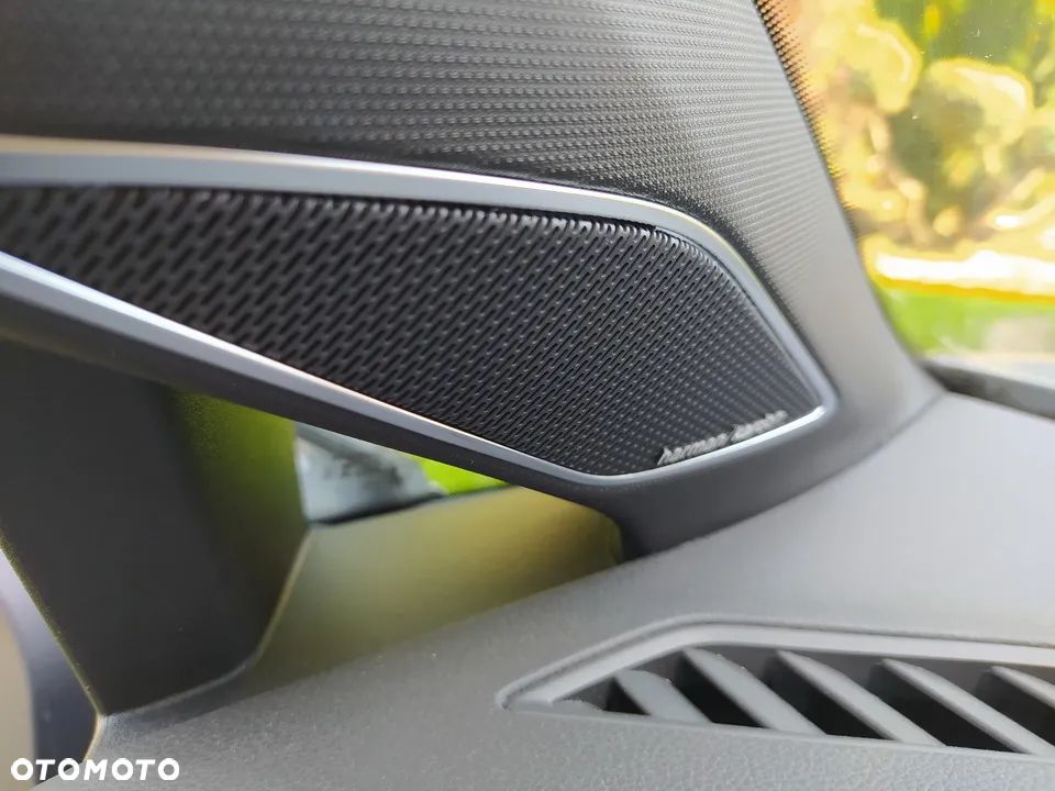 Volkswagen Golf - 26