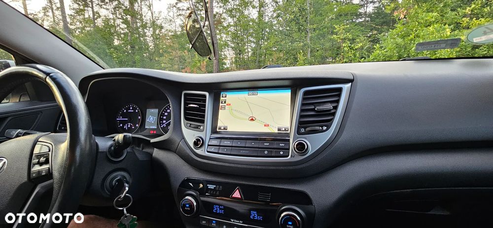 Hyundai Tucson 2.0 CRDi 2WD Trend - 23