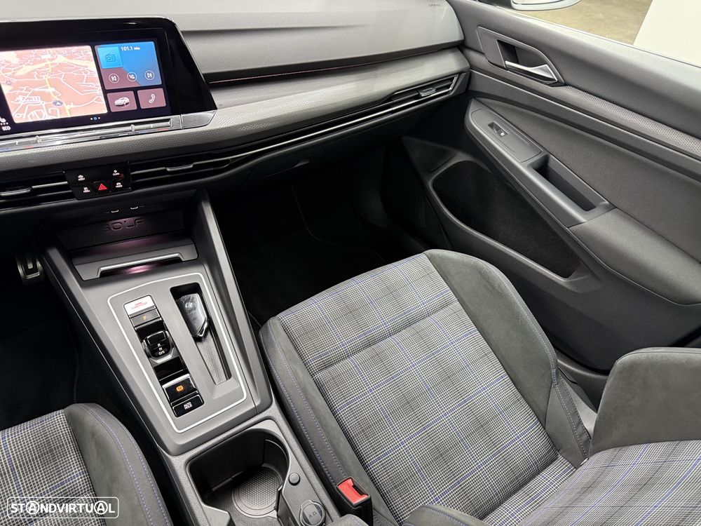 VW Golf 1.4 TSI GTE DSG - 22