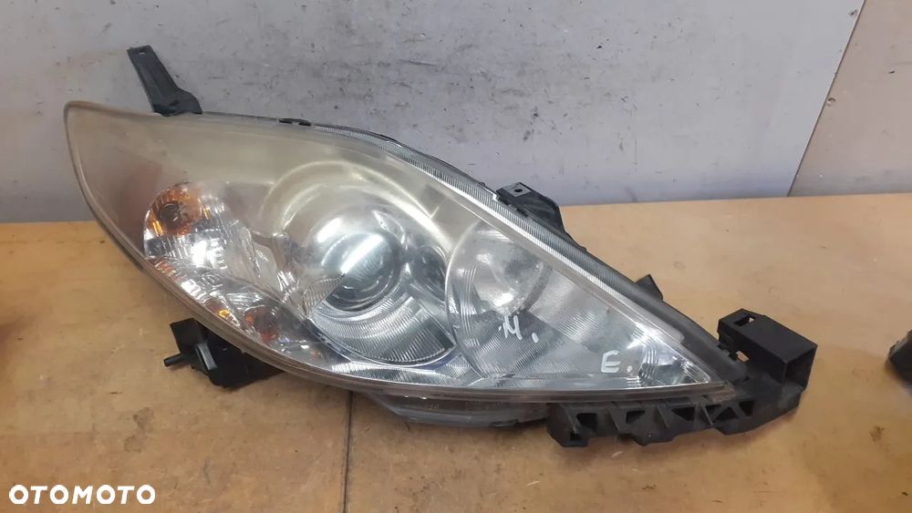 LAMPA PRAWY PRZÓD PRZEDNIA MAZDA 5 - 1