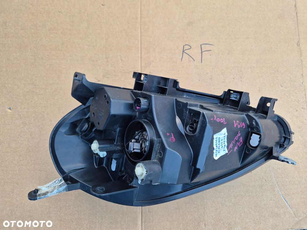 Fiat Punto EVO lampa prawa.Jasna.Valeo.EU. - 6