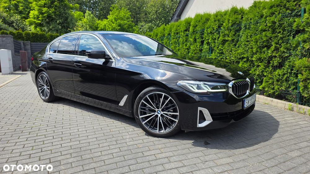BMW Seria 5 520d xDrive Luxury Line - 2