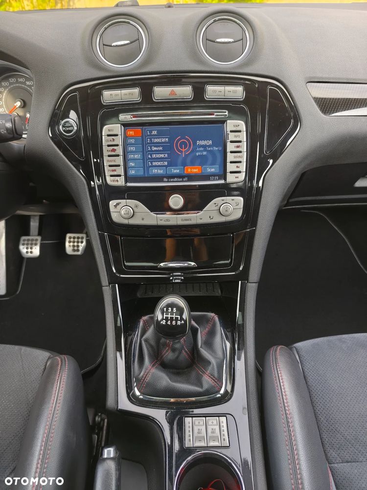 Ford Mondeo 2.2 TDCi Titanium S - 29