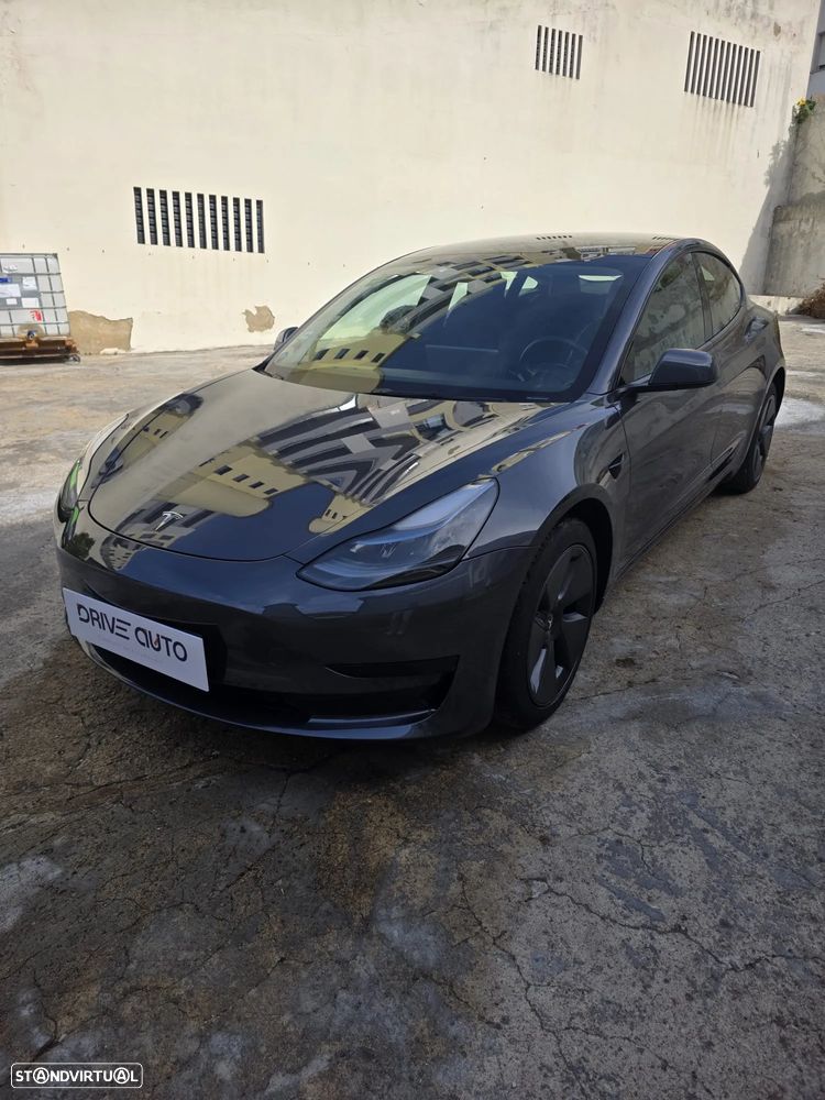 Tesla Model 3 - 20