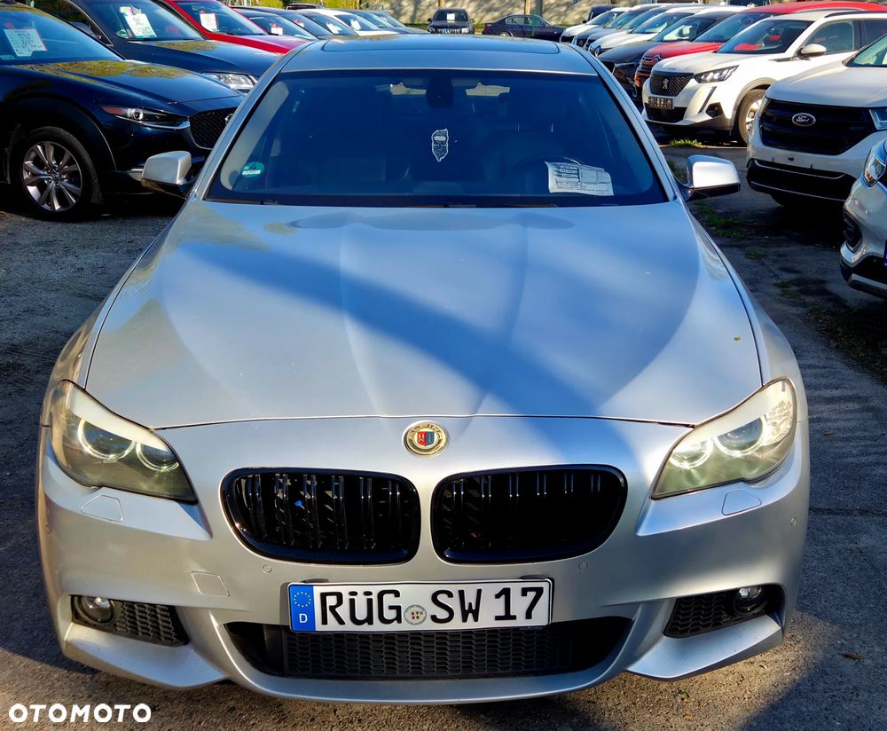 BMW Seria 5 550i Sport-Aut - 7