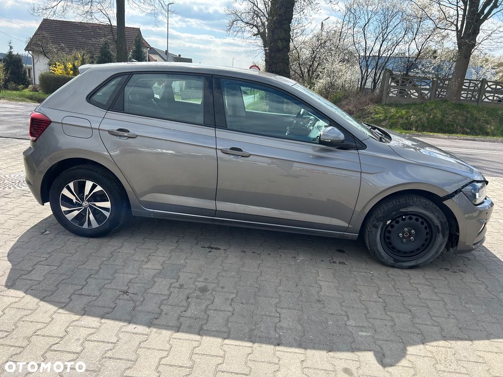 Volkswagen Polo - 35
