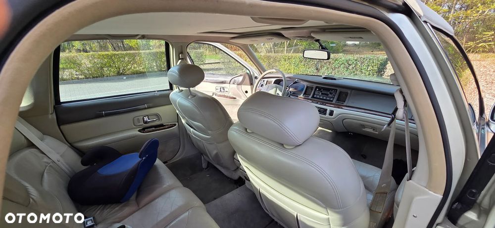 Lincoln Town Car 4.6 Signature - 8