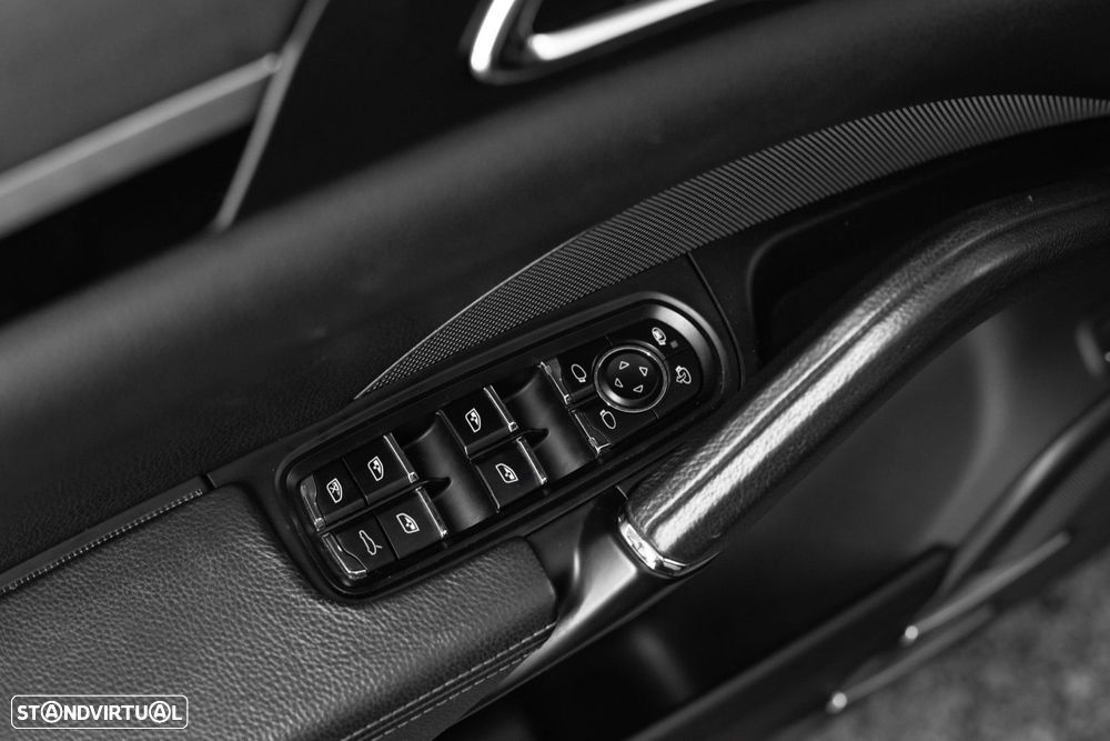 Porsche Cayenne S E-Hybrid - 39