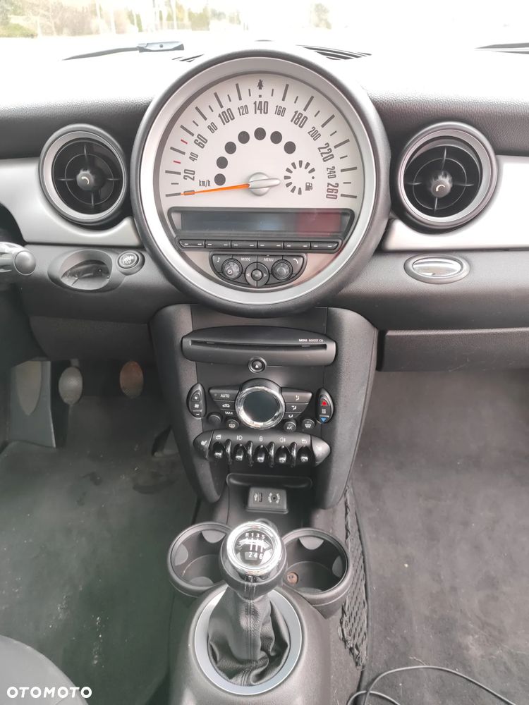 MINI Clubman Cooper D - 7