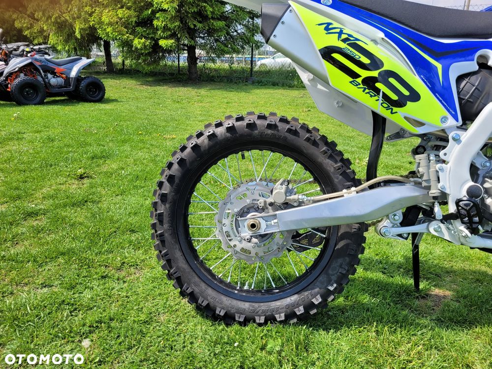 Barton NXT 250 - 12