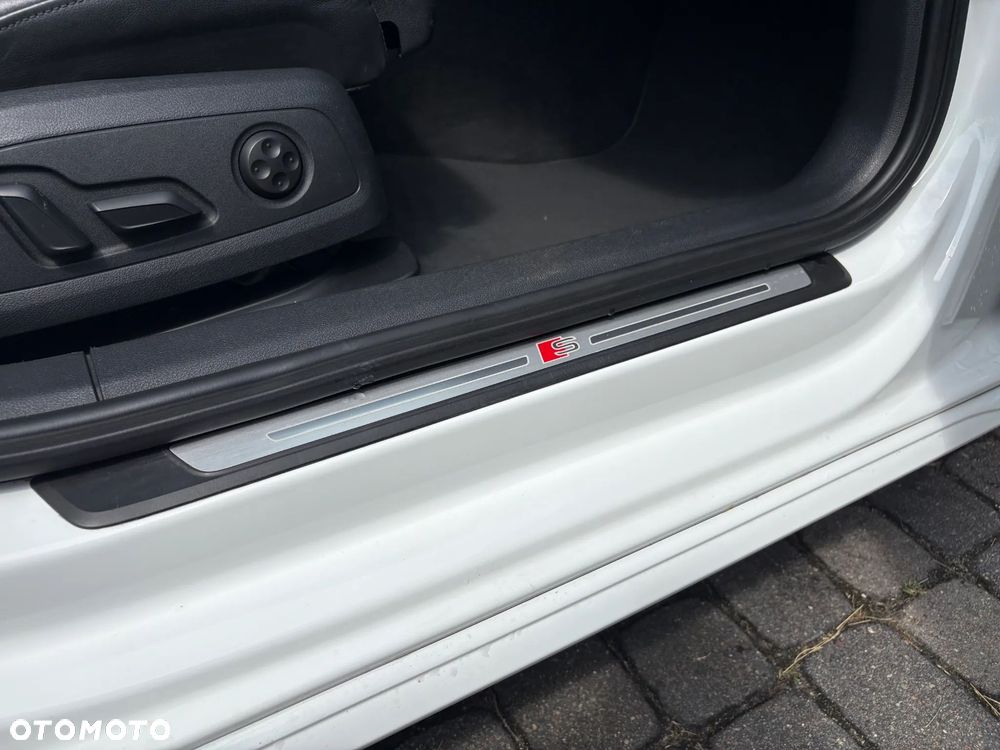 Audi A4 Limousine 45 TFSI quattro S tronic S line - 30