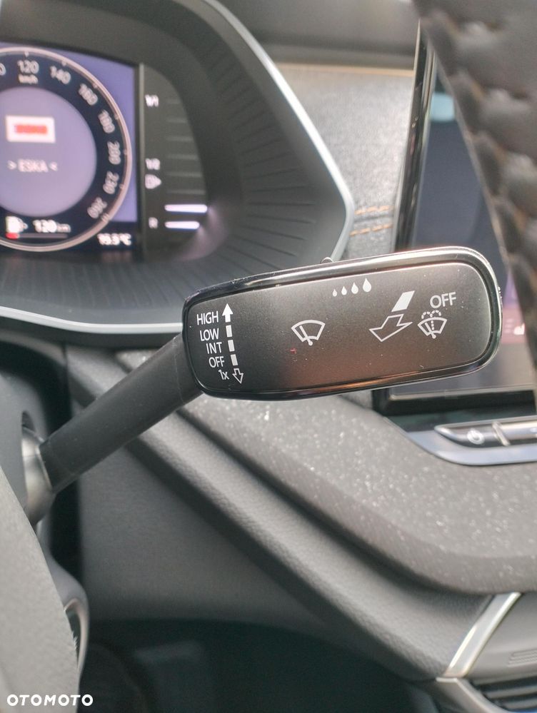 Skoda Octavia 1.5 TSI mHEV Selection DSG - 14