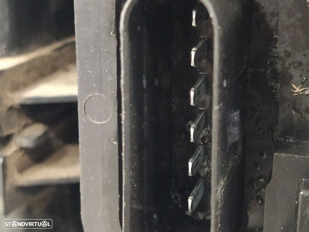 FAROLIM TRASEIRO ESQUERDO VOLKSWAGEN CADDY III FURGÃO 2008 -2K0945257A - 4