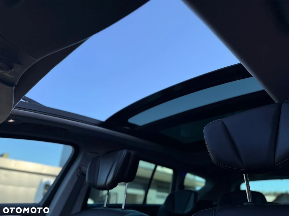 Renault Espace 1.6 dCi Energy Initiale Paris EDC 7os - 33