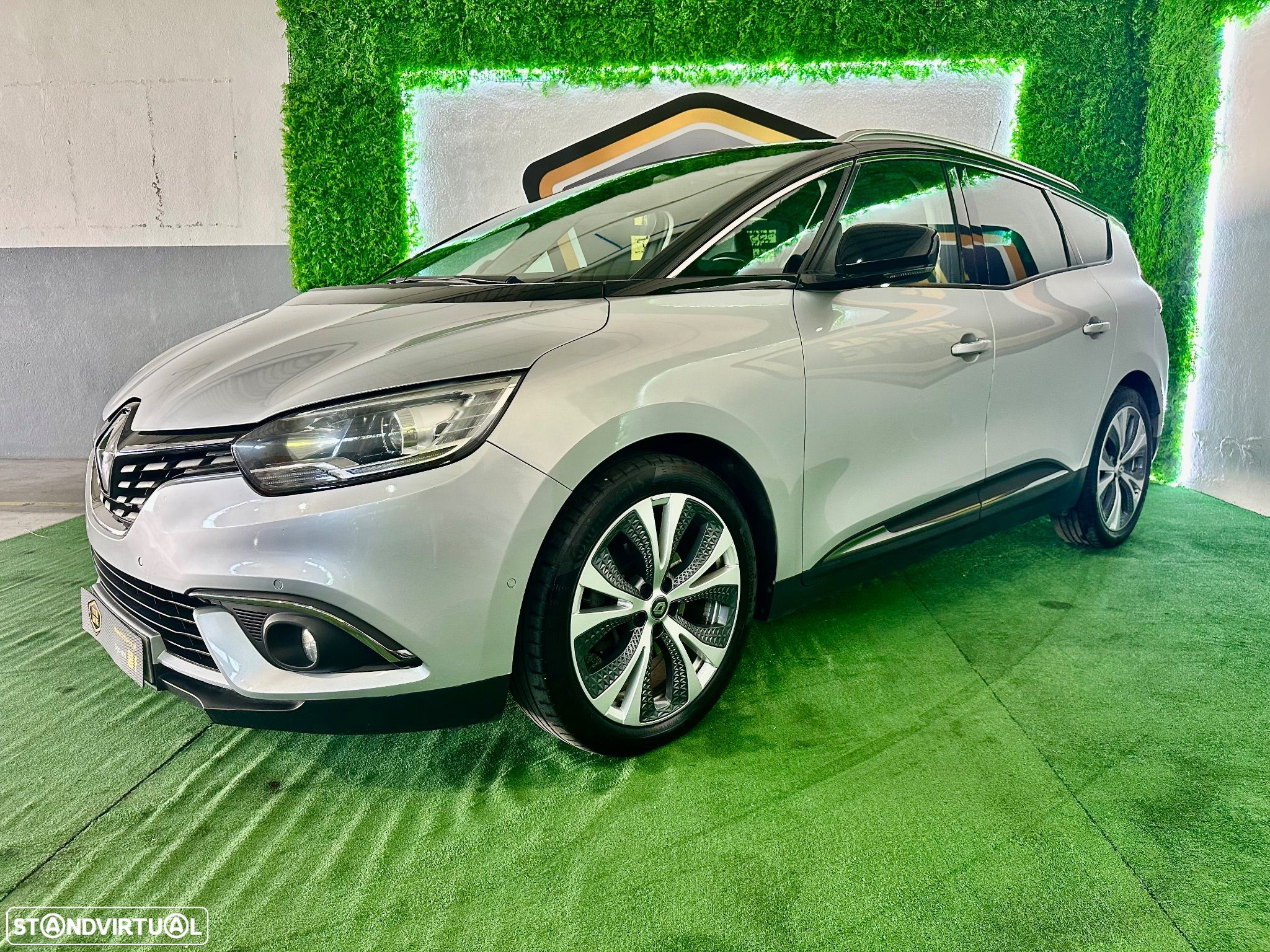 Renault Grand Scénic 1.5 dCi Luxe EDC SS - 1