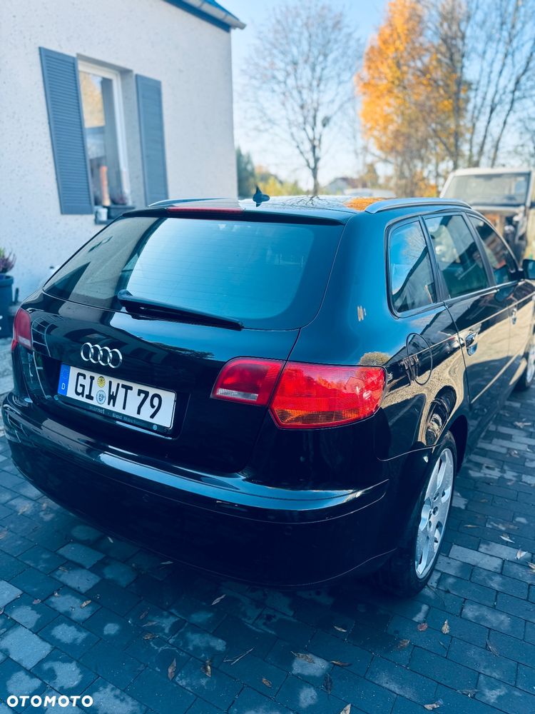 Audi A3 Sportback 2.0 TDI Ambiente - 11