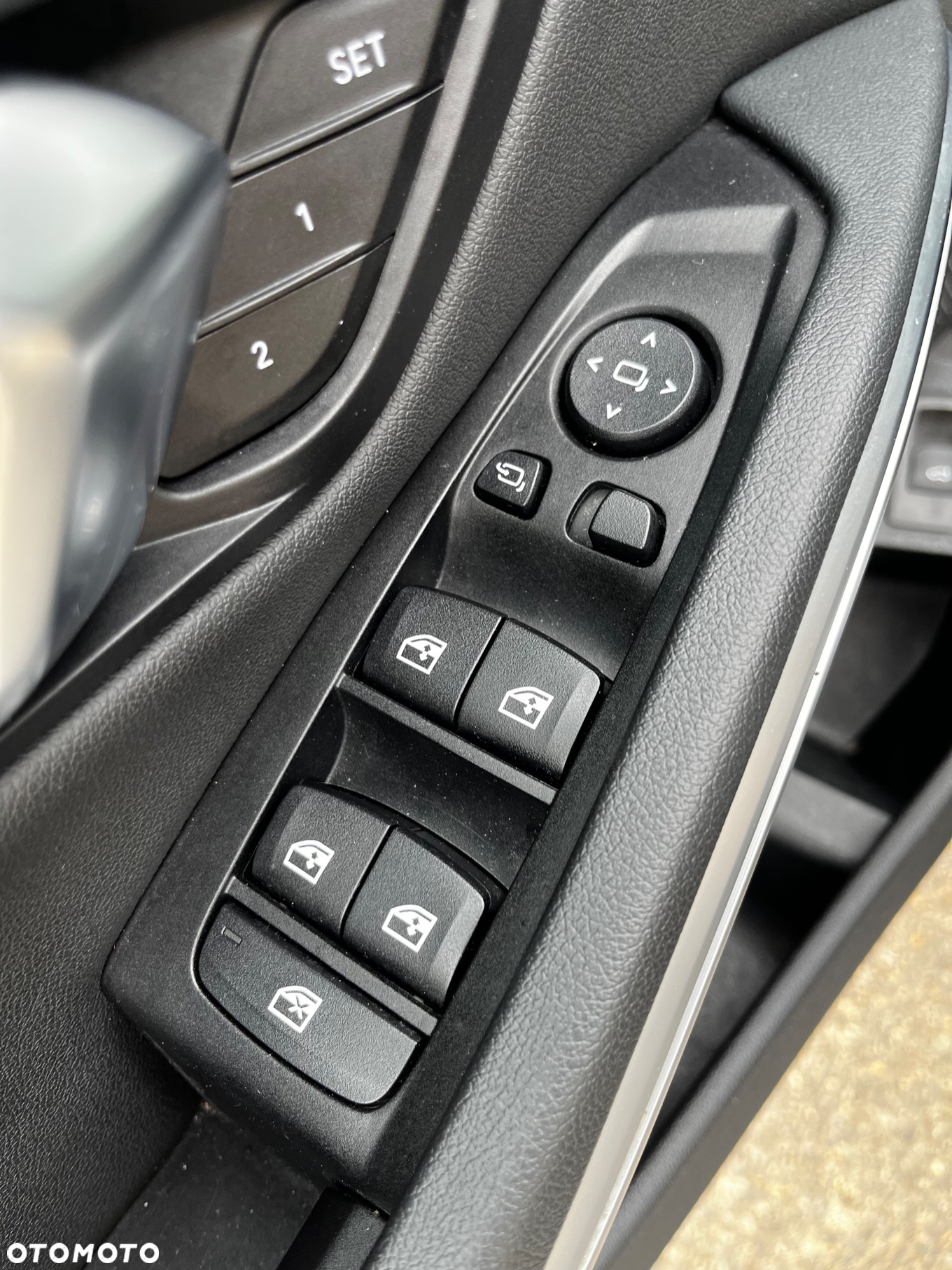 BMW Seria 3 330i Advantage sport - 8