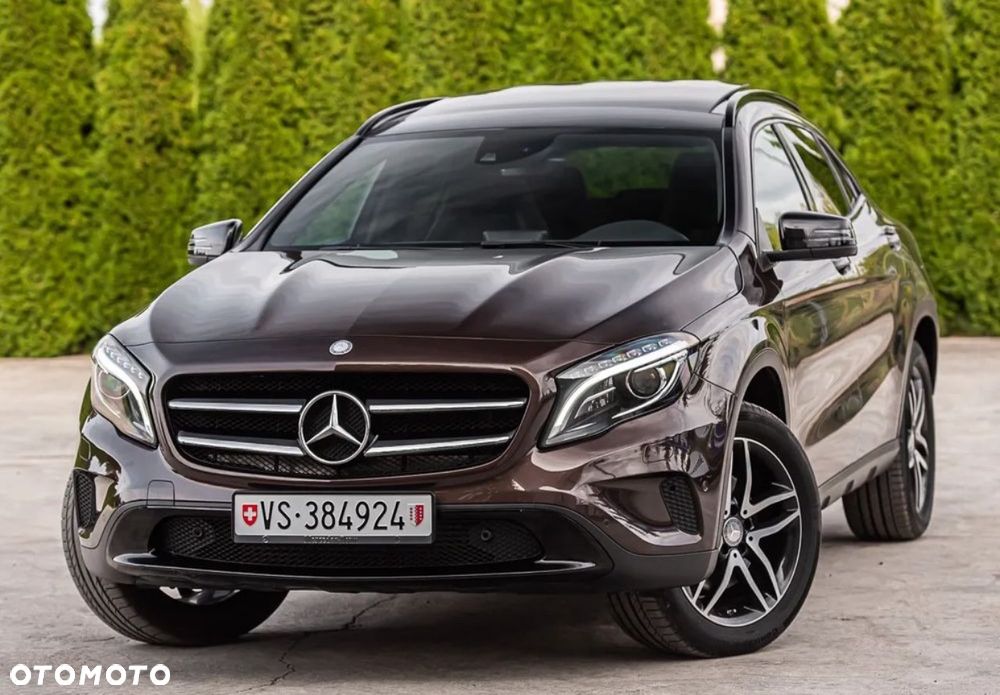 Mercedes-Benz GLA 250 4Matic 7G-DCT AMG Line - 7
