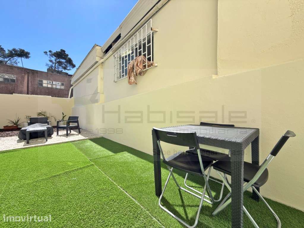 T1 com Quintal Privativo de 42m² | Excelente Oportunidade em Camarate - Grande imagem: 3/17