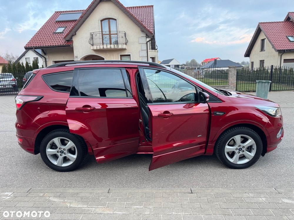 Ford Kuga 2.0 TDCi 4x4 ST-Line - 34