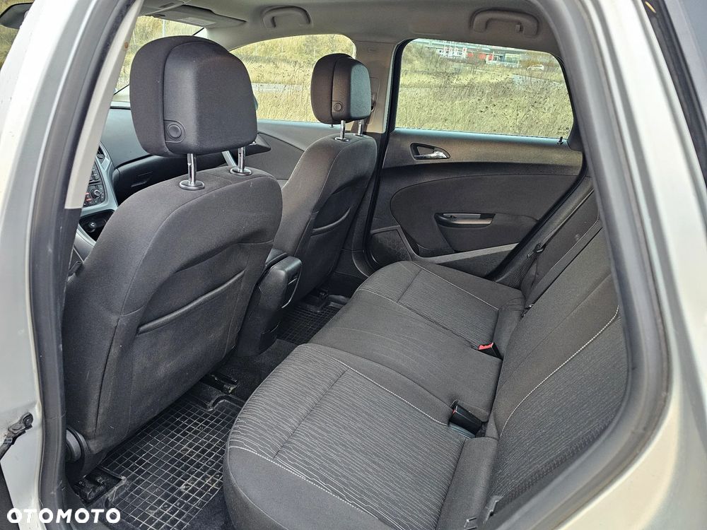 Opel Astra 1.4 T Active EU6 - 11